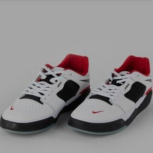 NIKE SB Ishod Wair Premium